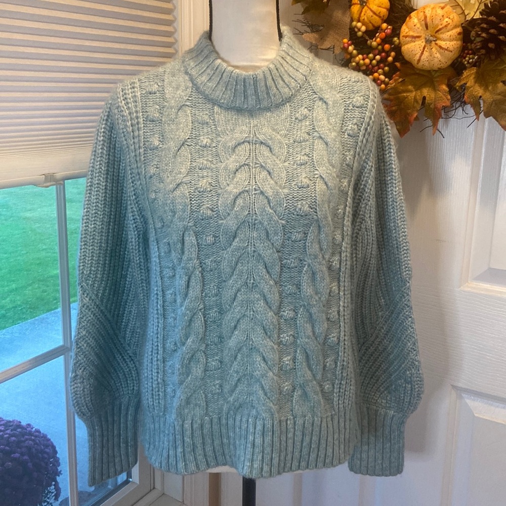 A NEW DAY Size XS Cable Knit Sweater